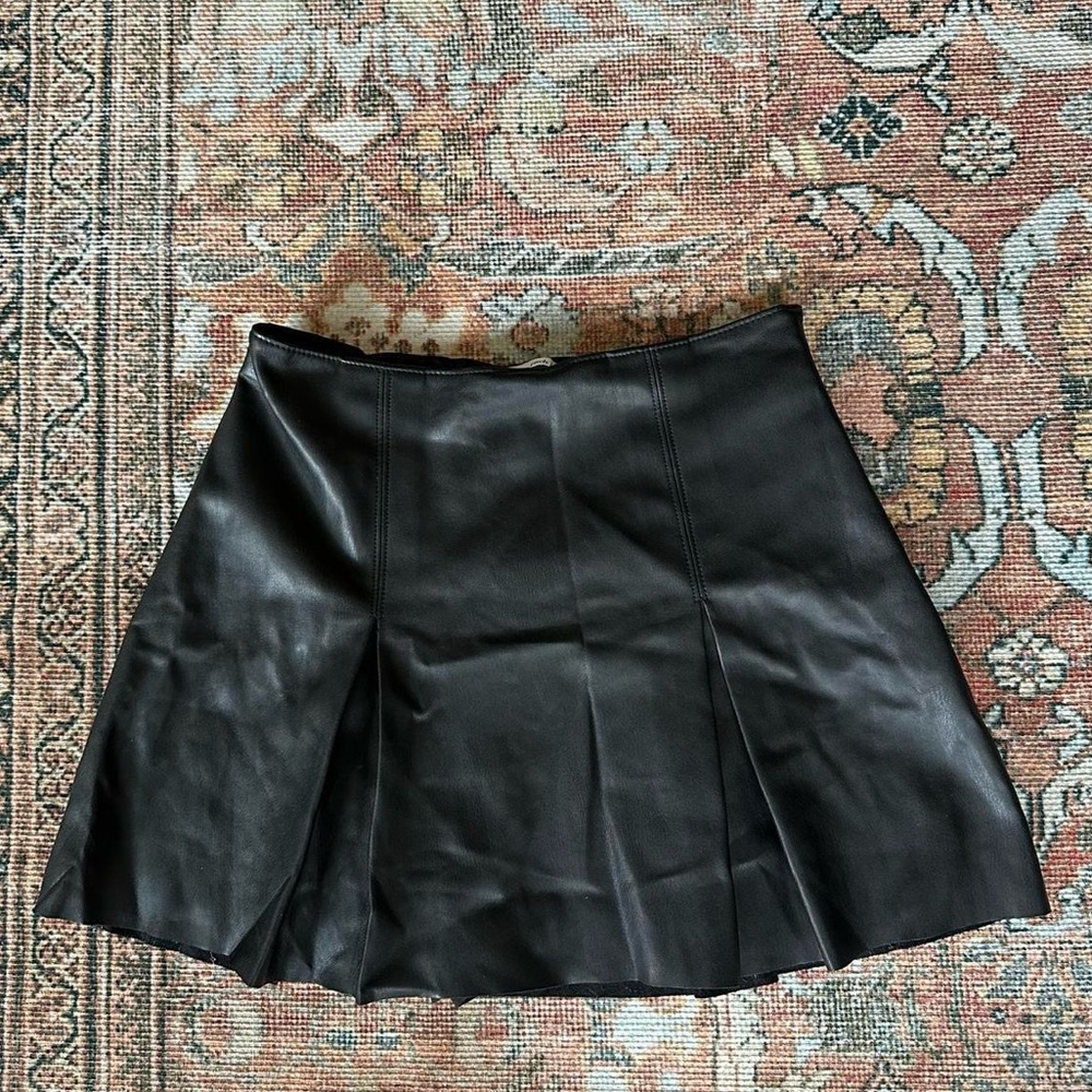 Abercrombie Black Faux Leather Pleated Mini Skirt